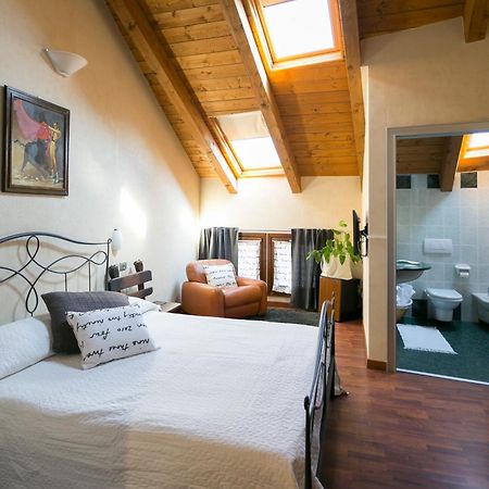 Camere Da Kico Assago Rom bilde